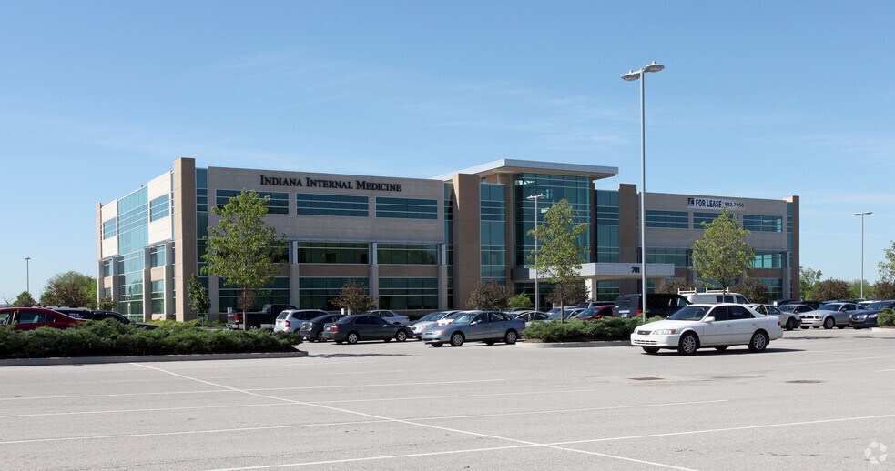 More Photos Of 701 E County Line Rd, Greenwood Medical For Lease