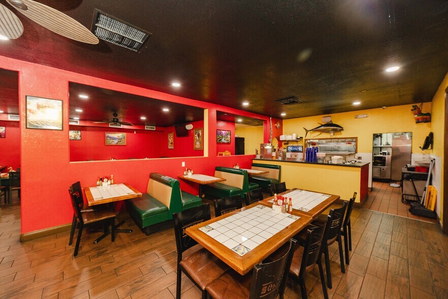 More Photos Of 1601 Industrial Blvd, Lake Havasu City Restaurant For Sale