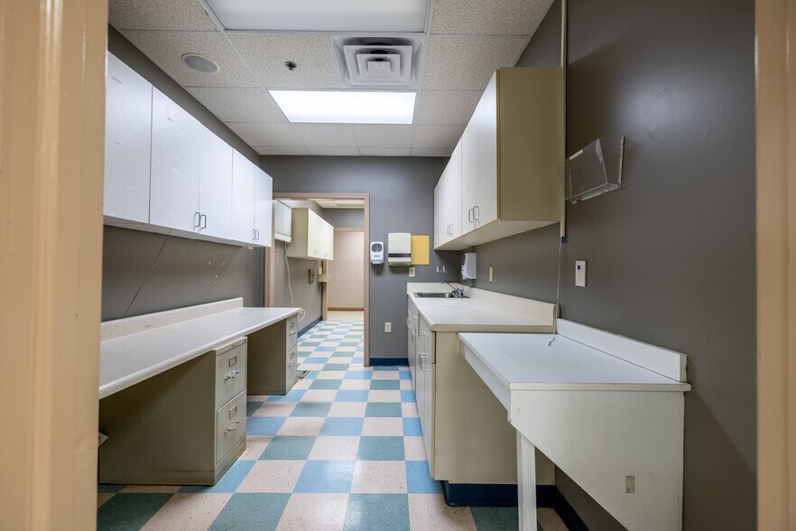 More Photos Of 6000 Joe Frank Harris Pky NW, Adairsville Healthcare For Lease