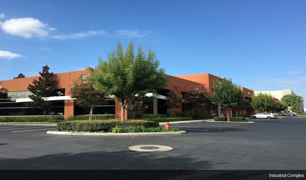 More Photos Of 630 W Lambert Rd, Brea Light Manufacturing For Lease