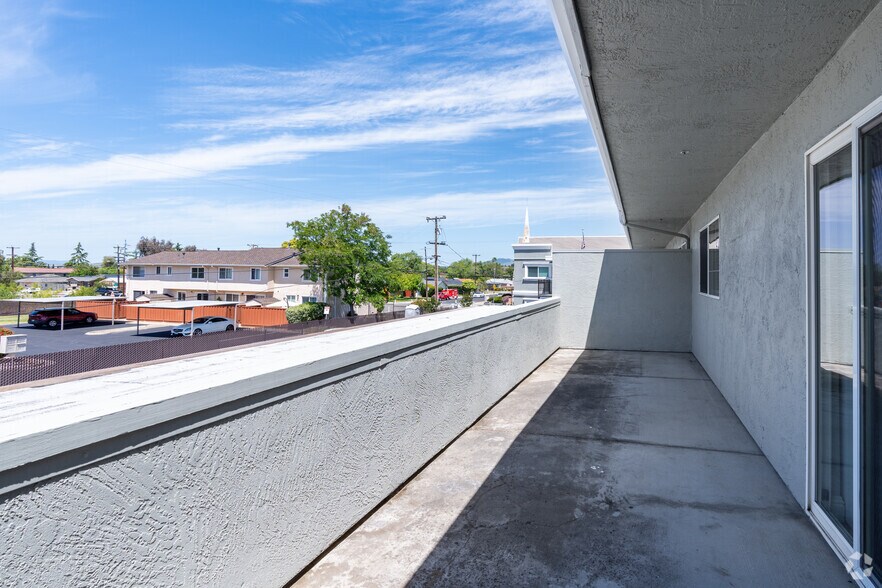 More Photos Of 3819 East Ave, Livermore Apartments For Sale
