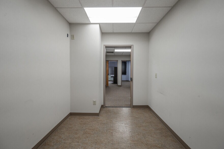 More Photos Of 4210 N Roxboro St, Durham Office For Lease