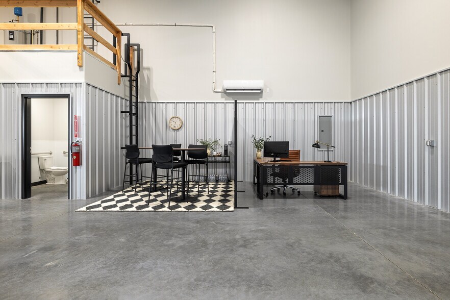 More Photos Of 2513 Logan St, Richland Unknown For Lease