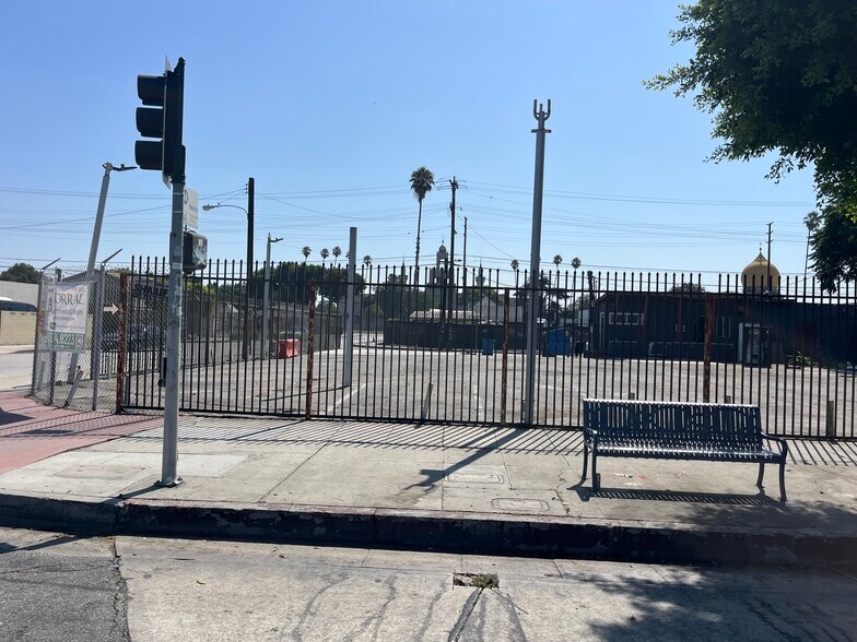 More Photos Of 310 N Long Beach Blvd, Compton Storefront Retail Office For Sale