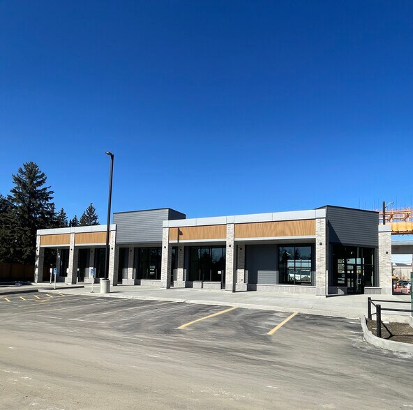 Primary Photo Of 8628 175 St NW, Edmonton Storefront Retail Office For Lease