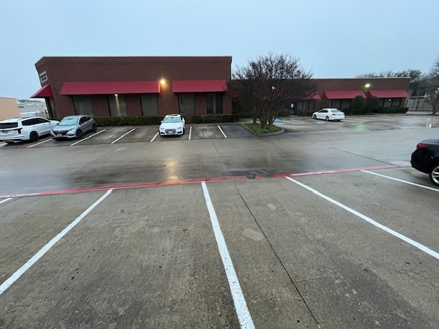 More Photos Of 203 S Jupiter Rd, Allen Light Distribution For Sale