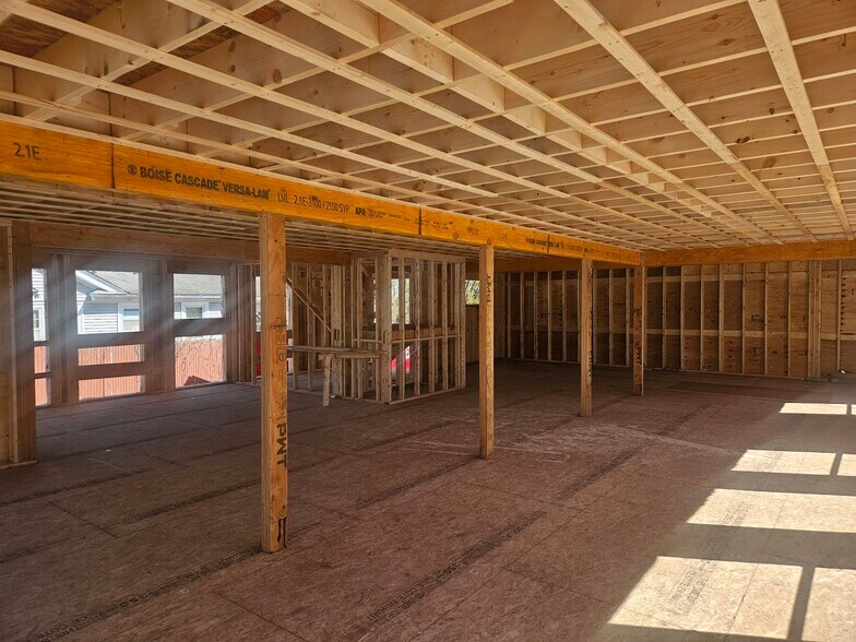 More Photos Of 1224 Mineral Spring Ave, North Providence Freestanding For Sale