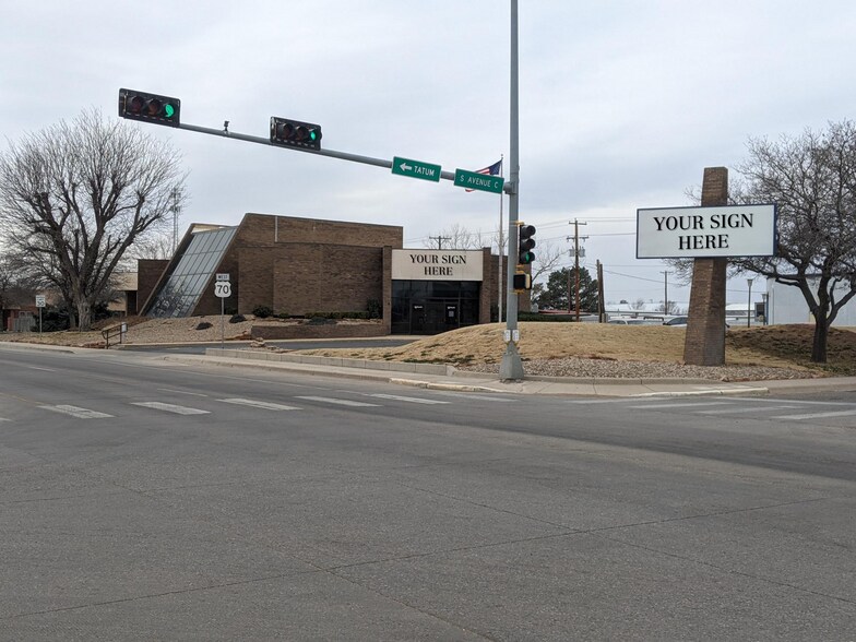 More Photos Of 400 W 1st St, Portales Office For Sale