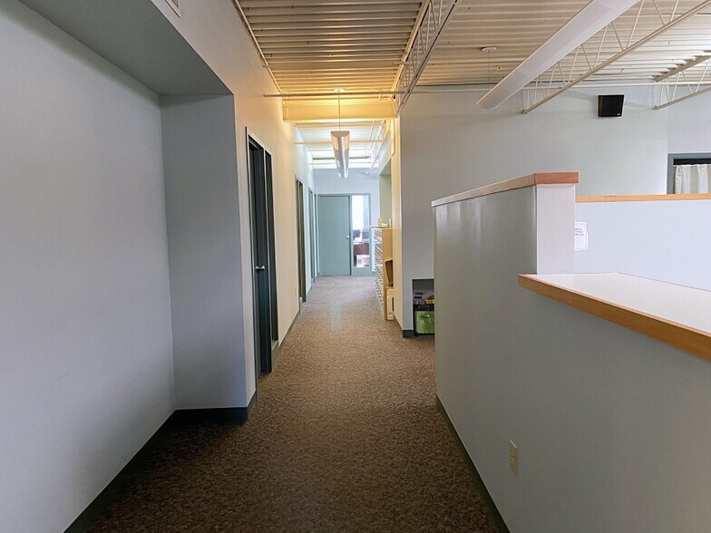 More Photos Of 58 Concord St, North Reading Office For Lease