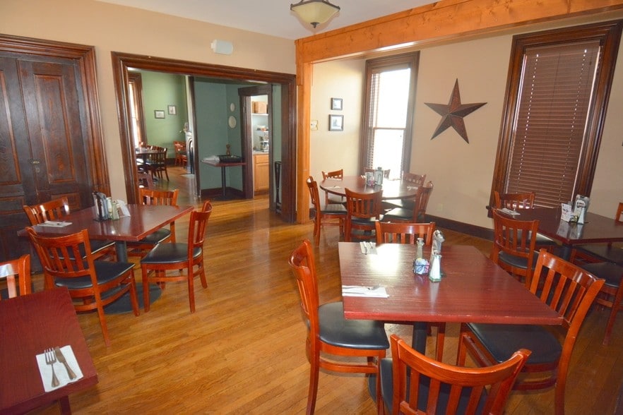 More Photos Of 13 E Dayton St, West Alexandria Restaurant For Sale
