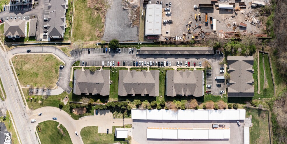 More Photos Of 6401 Brookfield Court Dr, Saint Louis Apartments For Sale