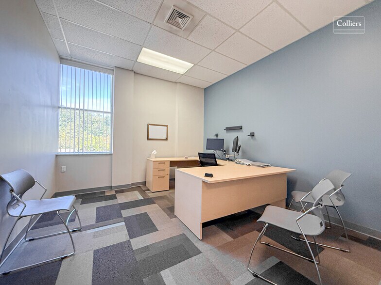 More Photos Of 2809 Banksville Rd, Pittsburgh Light Manufacturing For Lease