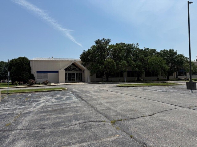 More Photos Of 1250 S Creasy Ln, Lafayette Research And Development For Lease