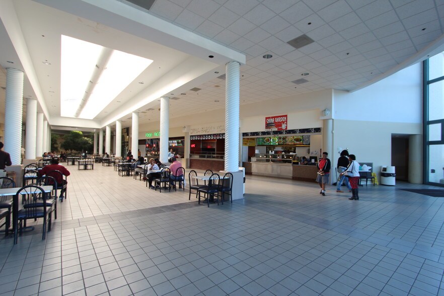 More Photos Of 5912 US Highway 49, Hattiesburg Storefront For Sale