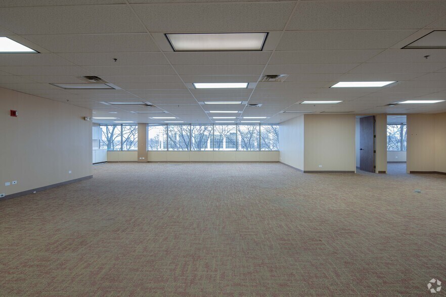 More Photos Of 1011 E Touhy Ave, Des Plaines Medical For Lease