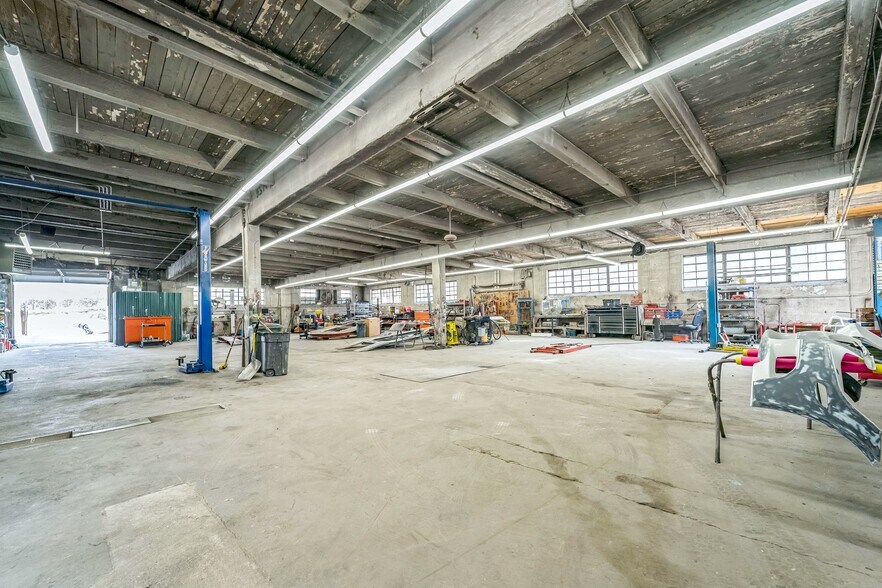 More Photos Of 4423 Belair Rd, Baltimore Auto Repair For Sale