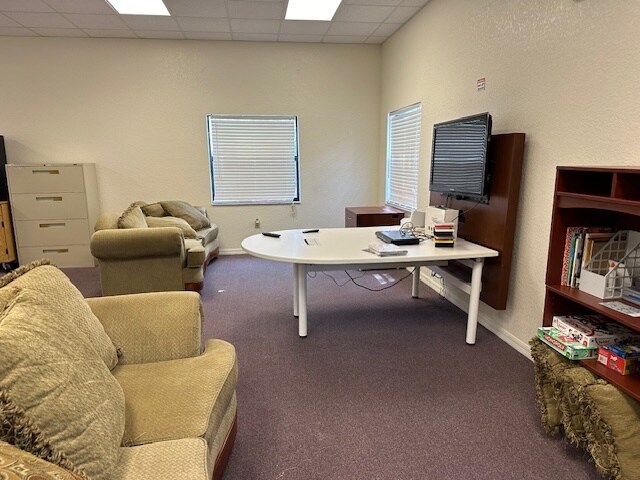 More Photos Of 221 Strawberry Oaks Dr, Orange City Light Manufacturing For Lease