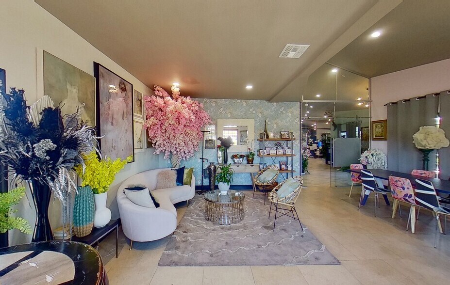 More Photos Of 10616-10622 Katella Ave, Anaheim Loft Creative Space For Sale