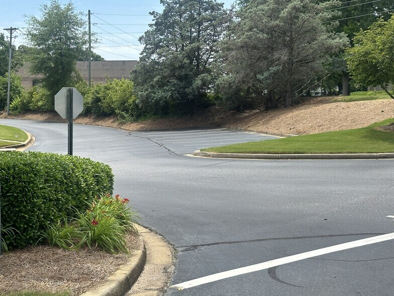 More Photos Of 1-3 Davis Keats Dr, Greenville Office For Sale