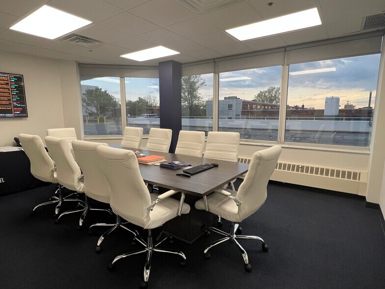 More Photos Of 255 Executive Dr, Plainview Medical For Lease