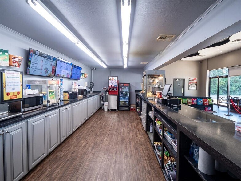 More Photos Of 1110 Stothers Ave, Seminole Theater Concert Hall For Sale