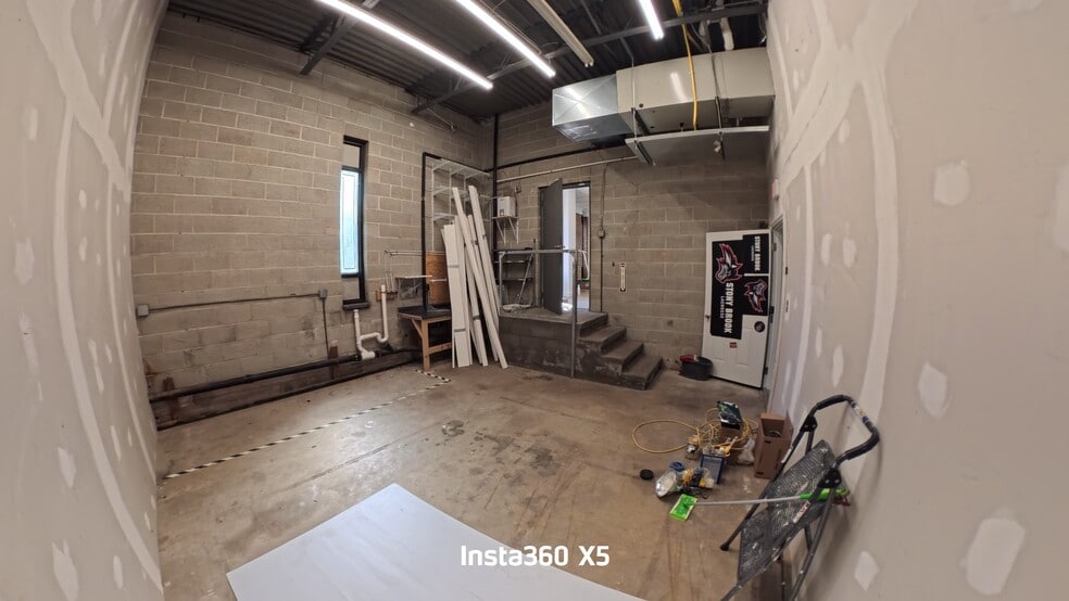 More Photos Of 24 Sodom Ln, Derby Light Manufacturing For Lease