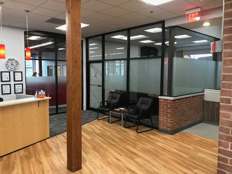 More Photos Of 17 Briden St, Worcester Manufacturing For Lease