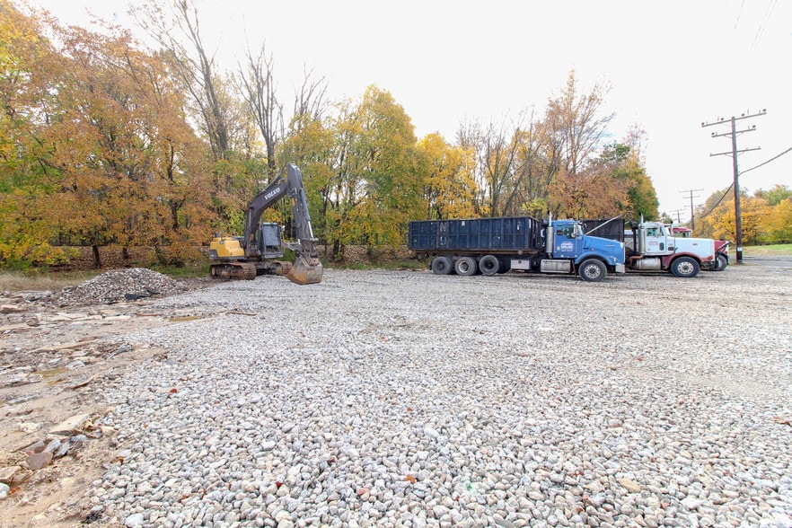 More Photos Of 200 S Post Rd, Aberdeen Warehouse For Lease