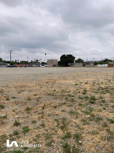 More Photos Of 353 La Mesa St, Pomona Land For Sale