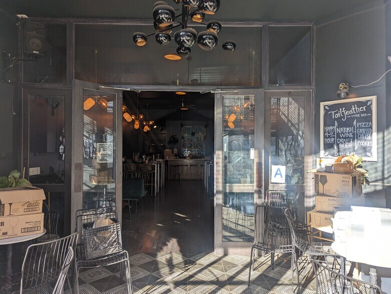 More Photos Of 581 Myrtle Ave, Brooklyn Restaurant For Lease