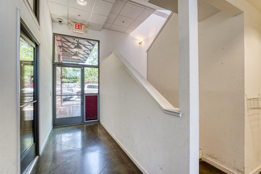 More Photos Of 3720 Main St, Kelseyville Drugstore For Sale