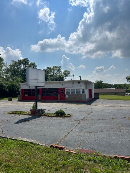 More Photos Of 501 E Trotwood Blvd, Trotwood Auto Repair For Sale