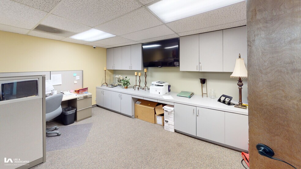 More Photos Of 2829-2871 Gundry Ave, Signal Hill Warehouse For Sale