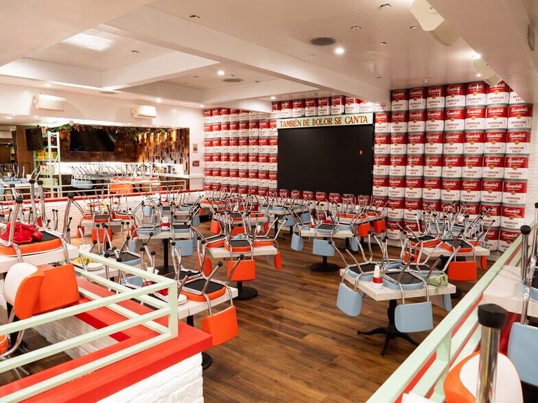 More Photos Of 1519 Wilshire Blvd, Santa Monica Restaurant For Sale