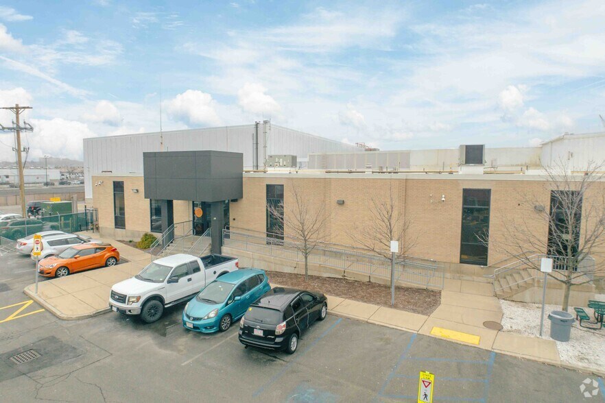 More Photos Of 201 Beacham St, Everett Refrigeration Cold Storage For Lease