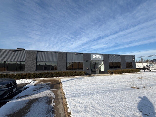 More Photos Of 17 W Stepar Pl, Huntington Manufacturing For Lease