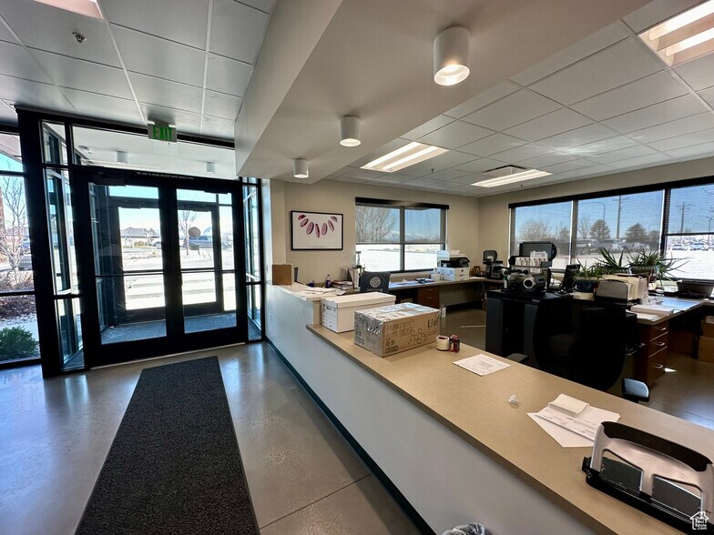 More Photos Of 848 S 2000 W, Syracuse Unknown For Lease