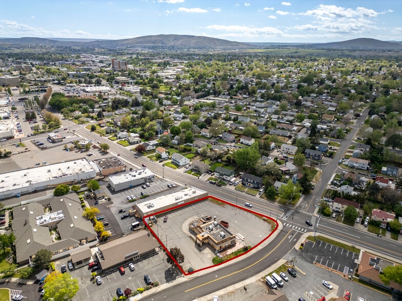 Primary Photo Of 325 Torbett St, Richland General Retail For Lease