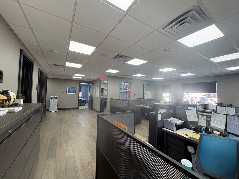 More Photos Of 1381 Fairview Blvd, Delran Office For Sale