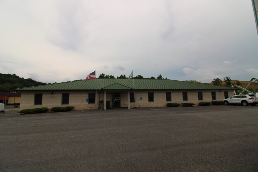 More Photos Of 2031 Pleasant Valley Rd, Fairmont Medical For Sale