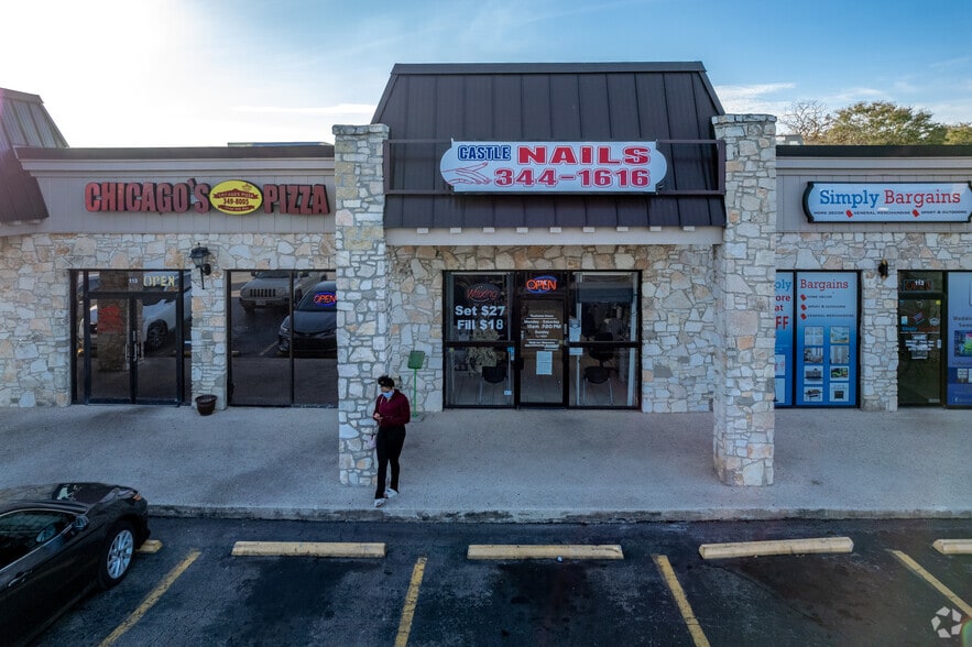 More Photos Of 5525 Blanco Rd, San Antonio Unknown For Lease