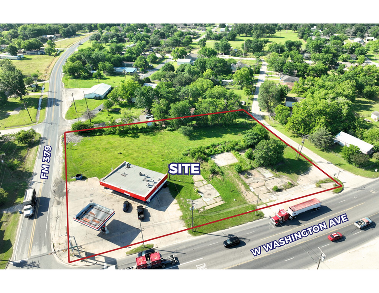 Primary Photo Of 701 W Washington Ave, Navasota Convenience Store For Sale