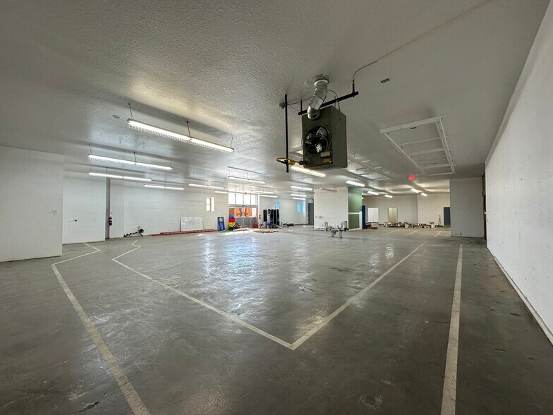 More Photos Of 1531 National Ave, Helena Flex For Sale