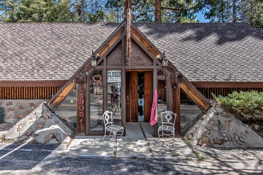 More Photos Of 54905 N Circle Dr, Idyllwild-Pine Cove Restaurant For Lease