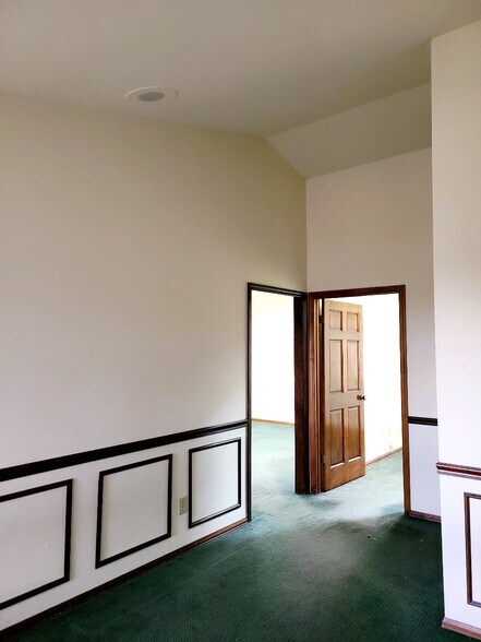 More Photos Of 101-279 Clarkson Executive Park, Ellisville Office For Lease