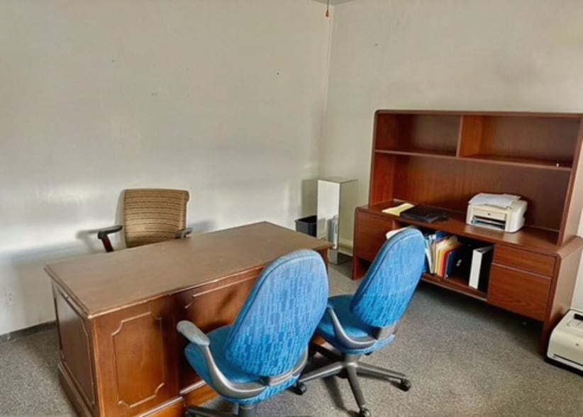 More Photos Of 4601-4603 Eastern Ave, Baltimore Office For Lease