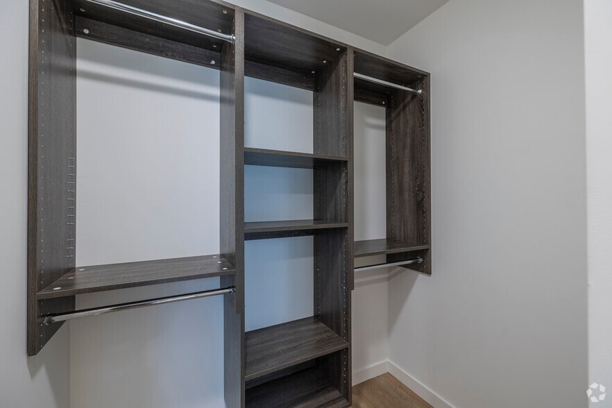 More Photos Of 1532 Howard St, San Francisco Apartments For Sale