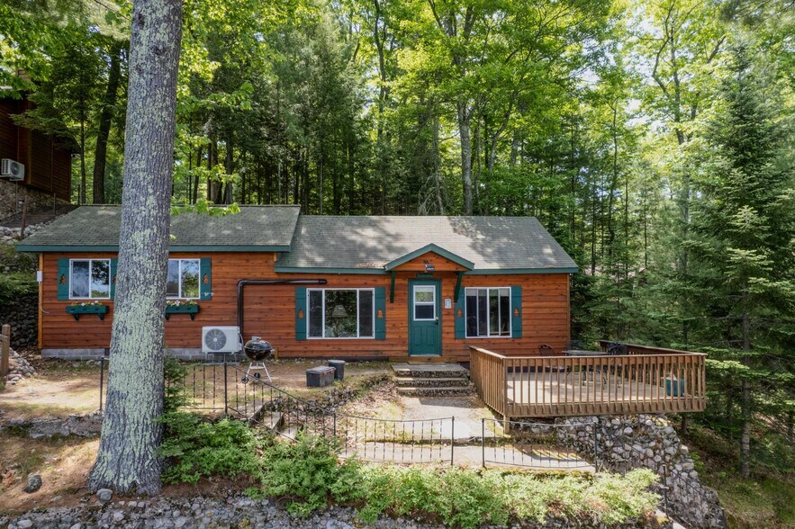 More Photos Of 8971 Thoroughfare Rd, Minocqua Multifamily For Sale