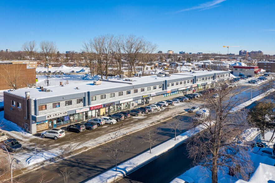 More Photos Of 4309-4367 Boul Notre-Dame, Laval Storefront For Lease