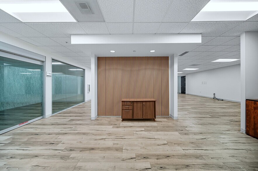 More Photos Of 1520 Bridgegate Dr, Diamond Bar Office For Lease